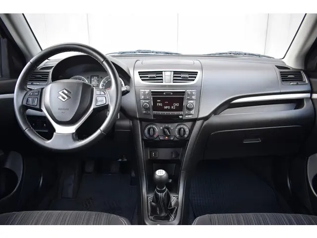 Suzuki Swift 1.2 Bandit EASSS 5Drs 2014 Benzine 6