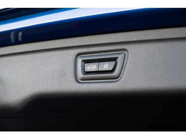 BMW M3 3-serie Touring xDrive Competition 2023 Benzine 49