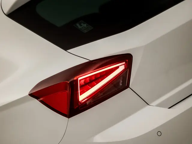 SEAT Ibiza 1.0 TSI FR Sport 2019 Benzine 27
