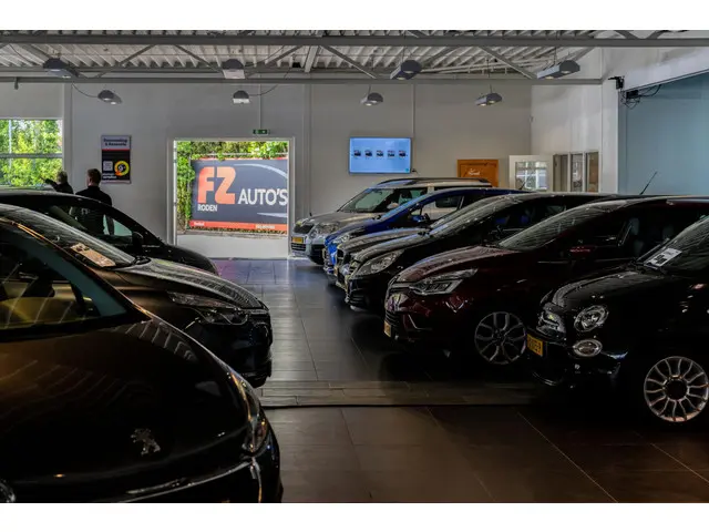 Renault Scénic 1.2 TCe Bose 2017 Benzine 25