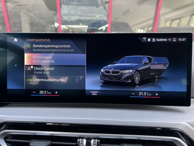 BMW 3 Serie Touring 320e 2023 Hybride Benzine 23