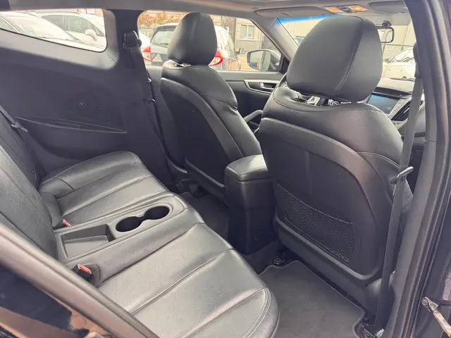 Hyundai Veloster 1.6 GDI i-Catcher 2012 Benzine 12