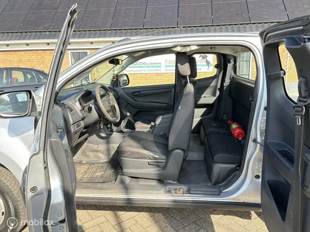 Isuzu D-Max 4x4 2.5 Double Cab LS Hi Ride 2012 Diesel 12