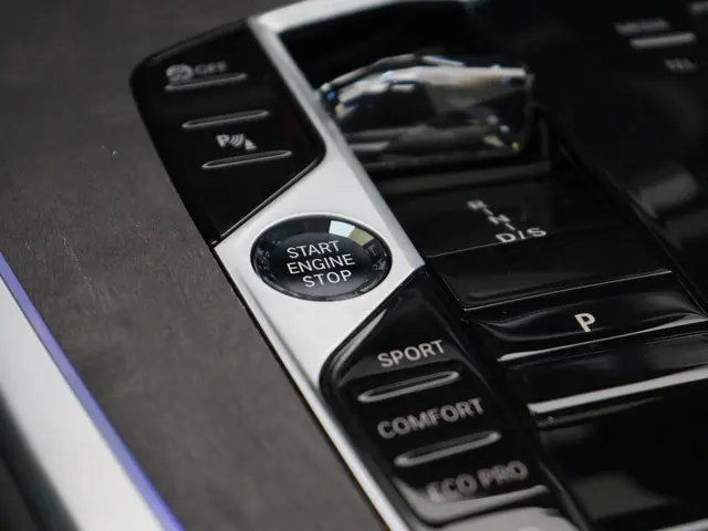 BMW X7 xDrive40i 2025 Benzine 25