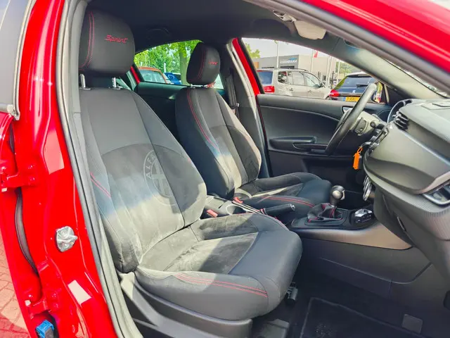 Alfa Romeo Giulietta 1.4 T Sprint 2015 Benzine 15