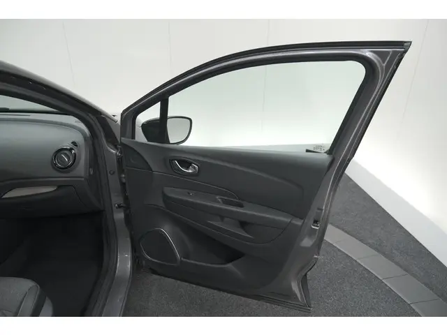 Renault Captur TCe 90 Intens 2019 Benzine 63