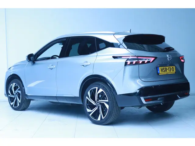 Nissan QASHQAI 1.3 MHEV Tekna + 2024 Benzine 6