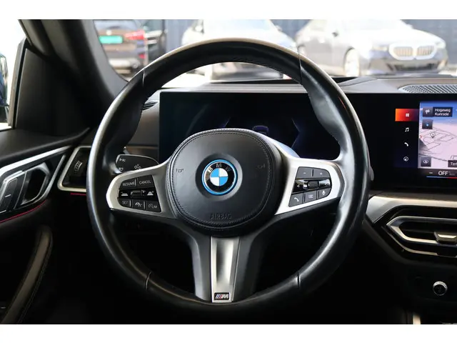 BMW i4 eDrive40 High Executive 84 kWh 2022 Elektrisch 11