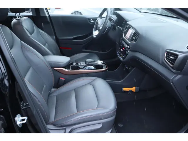 Hyundai IONIQ Premium EV 2018 Elektrisch 11
