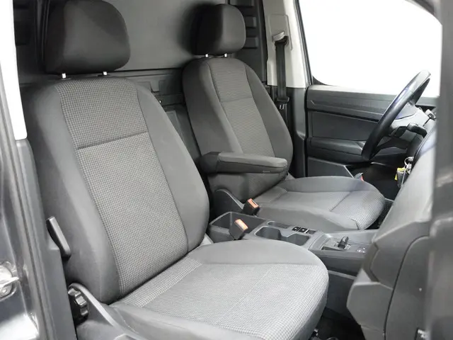 Volkswagen Caddy Cargo Maxi 2.0 TDI Style 2023 Diesel 5
