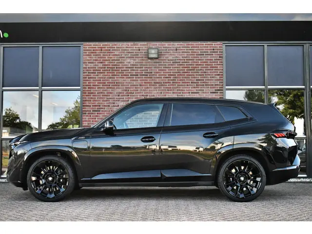 BMW XM V8 650pk 30kWh 2023 Hybride Benzine 42