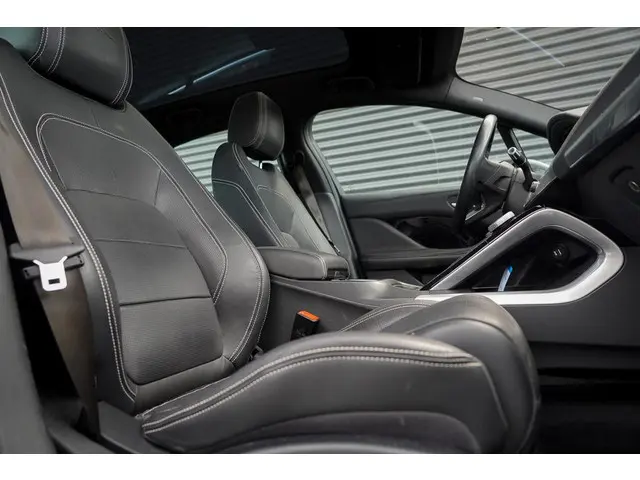 Jaguar I-PACE EV400 HSE 90 kWh 2018 Elektrisch 18