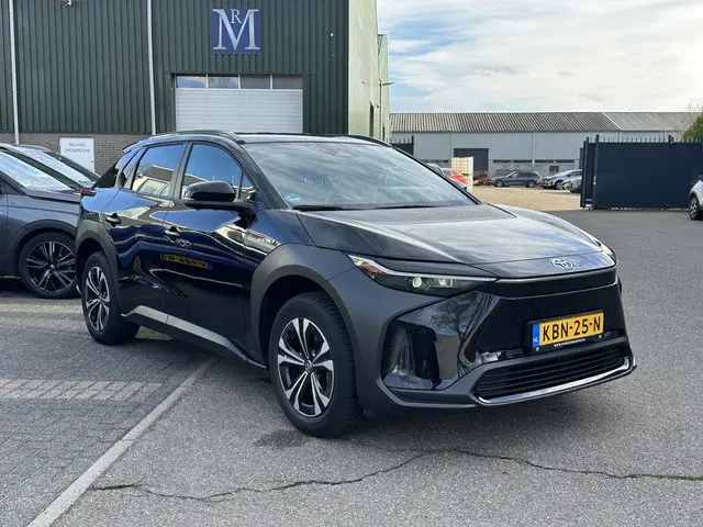 Toyota bZ4X Dynamic 71 kWh 2024 Elektrisch 5