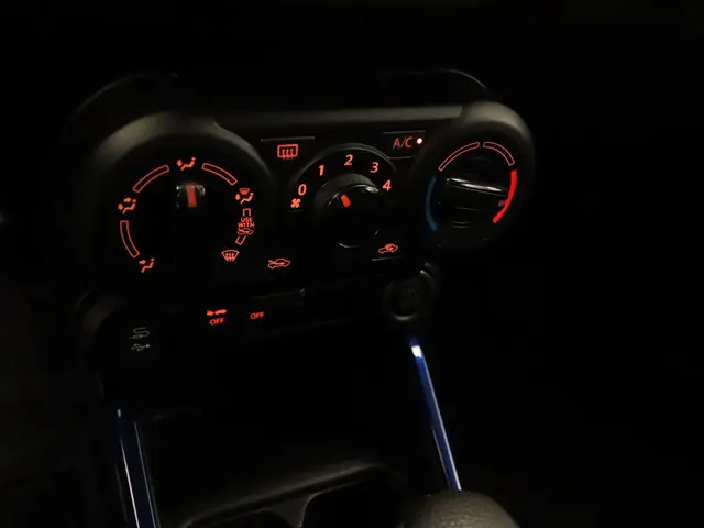 Suzuki Ignis 1.2 Smart Hybrid Select 2021 Benzine 35