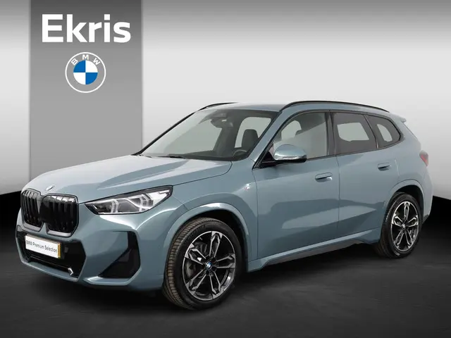 BMW X1 sDrive18i 2022 Benzine