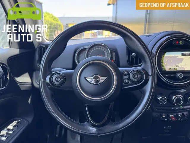 MINI Countryman 1.5 One | Navi | Cruise | Dakrails 2018 Benzine 9