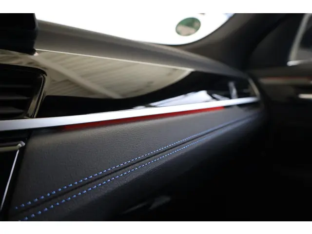 BMW X2 sDrive18i 2021 Benzine 18