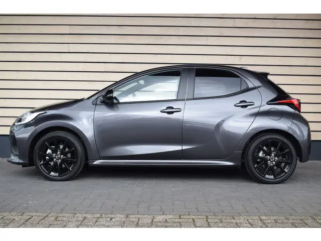 Mazda 2 Hybrid 1.5 Homura Plus 2025 Hybride Benzine 4