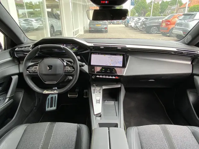 Peugeot 308 SW 1.2T 130pk Automaat GT 2024 Benzine 7
