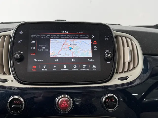 Fiat 500 0.9 TwinAir Turbo Collezione 2019 Benzine 27