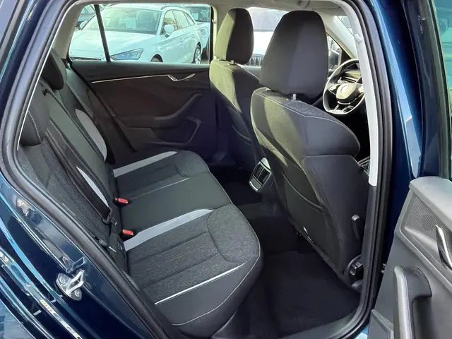 Škoda Kamiq 1.0 TSi DSG Style 2021 Benzine 15