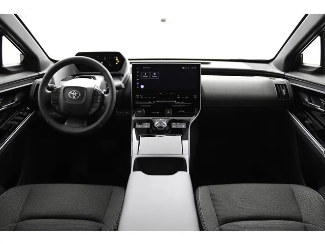 Toyota bZ4X Dynamic 71 kWh 2025 Elektrisch 4