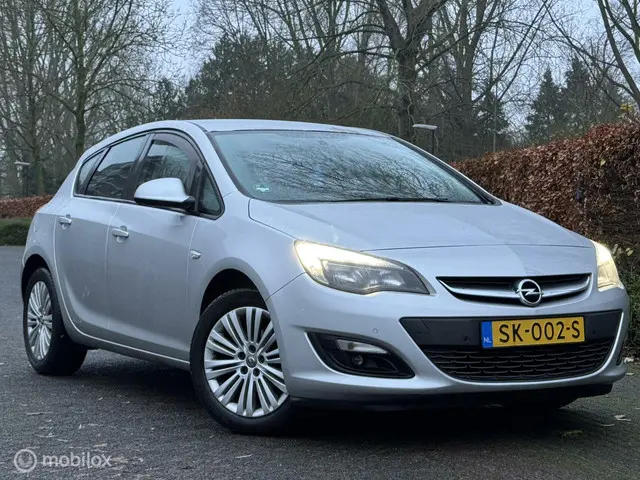 Opel Astra 2
