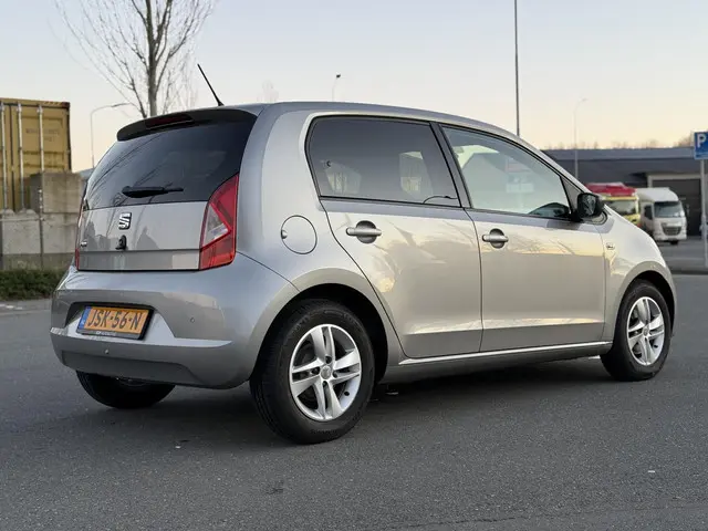 SEAT Mii 1.0 Sport Connect 2019 Benzine 6