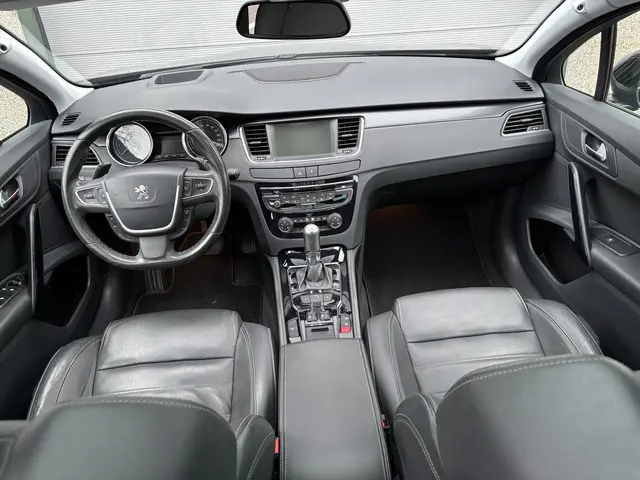 Peugeot 508 SW 1.6 e-THP GT-line 2015 Benzine 17