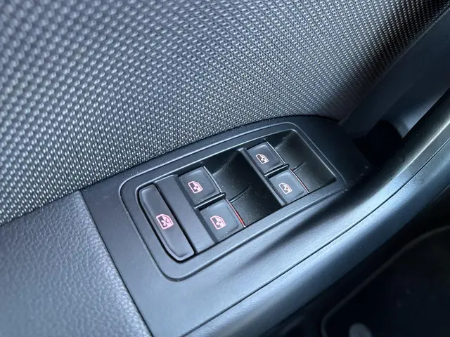 SEAT Ateca 1.4 EcoTSI Xcellence 2018 Benzine 20