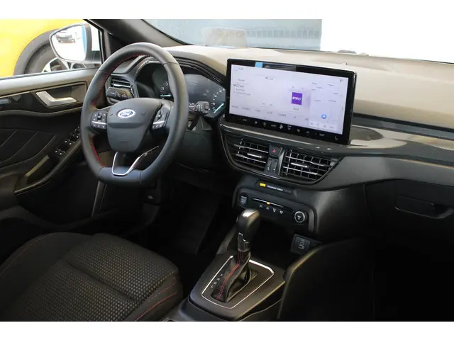 Ford Focus 1.0 EcoBoost Hybrid ST Line X 2024 Benzine 7
