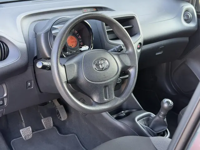 Toyota Aygo 1.0 VVT-i x 2021 Benzine 11