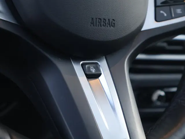 BMW 3 Serie Touring 320e 2024 Hybride Benzine 47