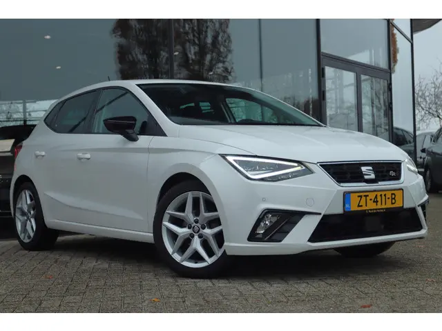 SEAT Ibiza 1.0 TSI FR BUSINESS INTENSE 2019 Benzine 8