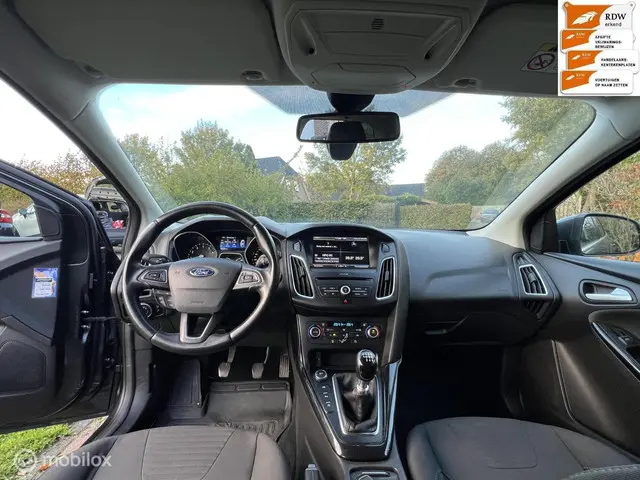 Ford Focus Wagon 1.0 Titanium 2017 Benzine 18