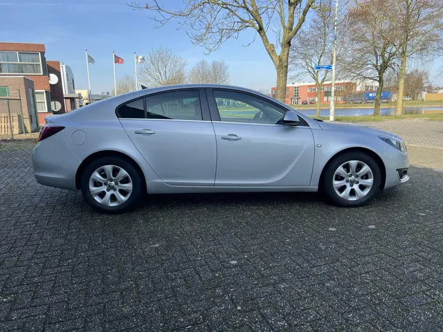 Opel Insignia 1.4 T EcoFLEX Business+ | Bomvol! | 2013 Benzine 5