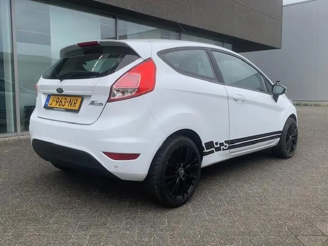 Ford Fiesta 1.25 AIRCO BJ 12-2017 APK 4-2026 2017 Benzine 3