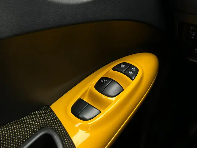 Nissan Juke 1.2 DIG-T S/S Connect Edition 2015 Benzine 13