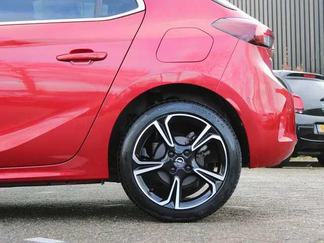 Opel Corsa 1.2 Elegance 2022 Benzine 23