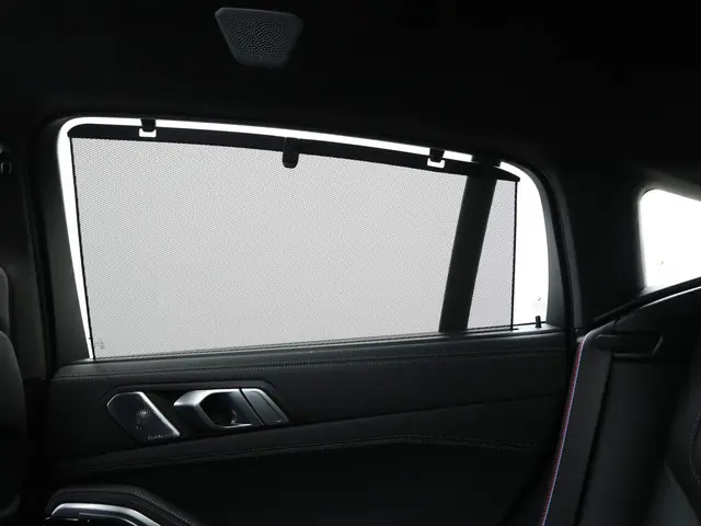 BMW X6 M60i xDrive 2025 Benzine 27