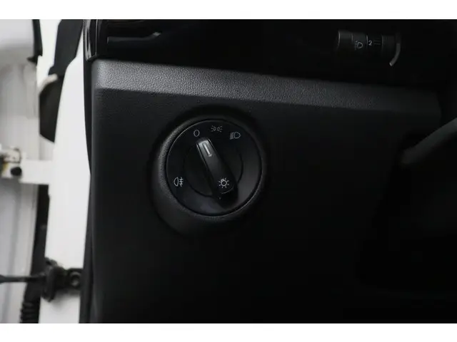 Volkswagen up! 1.0 move up! BlueMotion 2015 Benzine 26