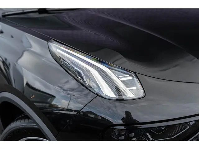 Lynk & Co 01 1.5 Core Plug-in Hybrid 2025 Hybride Benzine 20