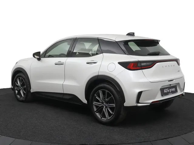 Lexus LBX Elegant 2WD 2024 Hybride Benzine 11