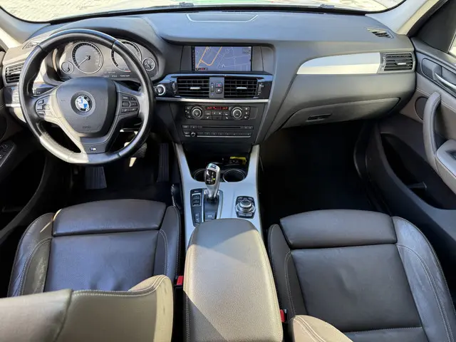 BMW X3 xDrive20i High Executive 2012 Benzine 15