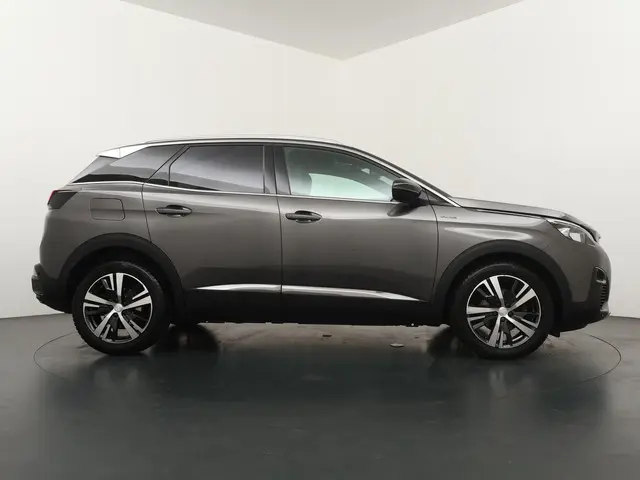 Peugeot 3008 1.6 e-THP 165pk GT Line 2018 Benzine 6