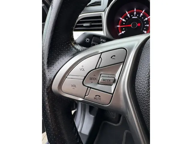 SsangYong Tivoli 1.6 Quartz 2016 Benzine 13