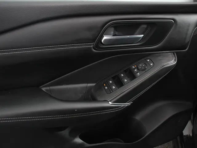 Nissan QASHQAI 1.3 MHEV Xtronic N-Connecta 2024 Benzine 13