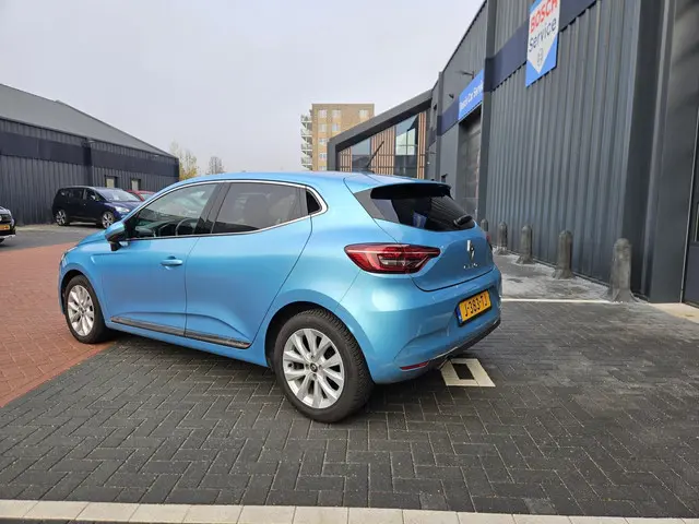 Renault Clio 1.3 TCe Intens Automaat 2020 Benzine 3
