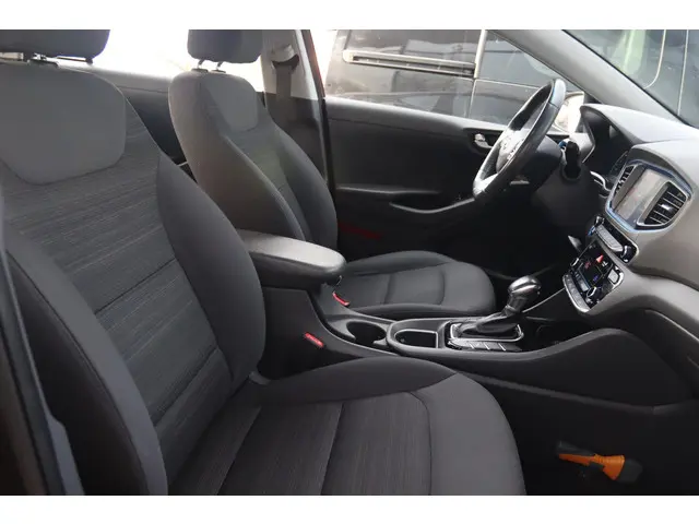 Hyundai IONIQ 1.6 GDi COMFORT AUT. 2018 Hybride Benzine 4