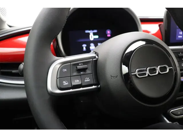 Fiat 600e RED 54 kWh 2023 Elektrisch 28